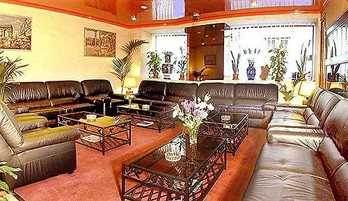 Hotel Caravelle Paris 3*,
